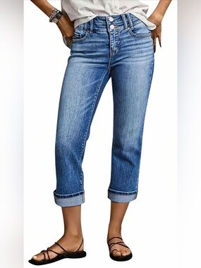 Flamingals Women’s Blue Cropped Cuffed Jeans • size medium • NWT